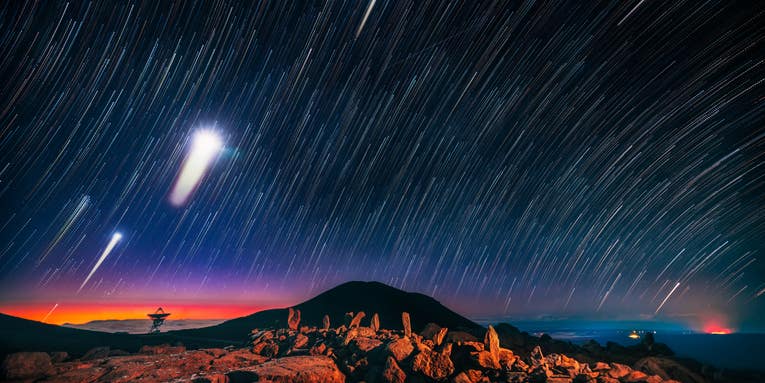 Hawaii-based photographer captures ethereal photos of rare planetary alignment Hawaii-based photographer captures ethereal photos of rare planetary alignment