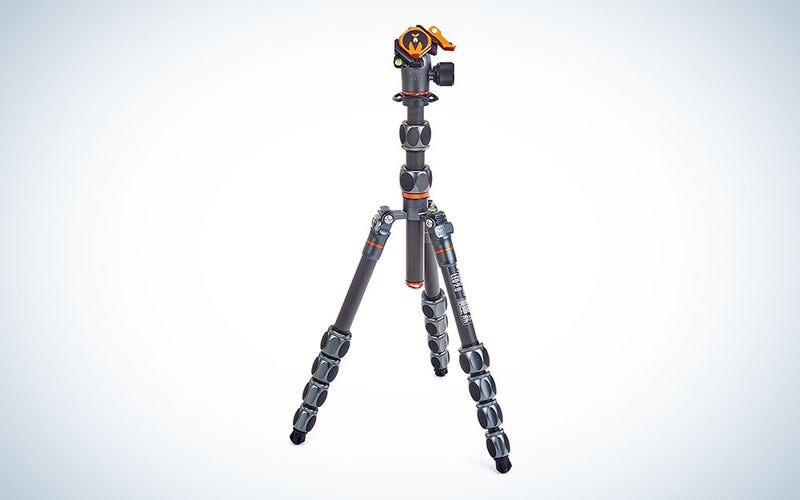 A carbon fiber travel tripod with a unique orange tripod mount make and high weight capacity make this one of the best tripod for dslr.