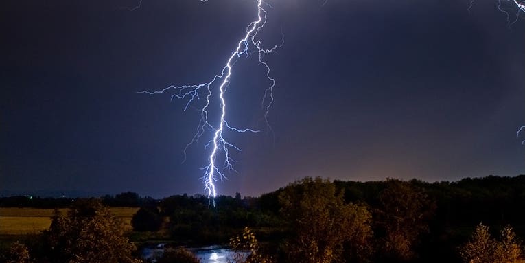 How To Photograph Lightning How To Photograph Lightning