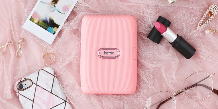 Fujifilm’s Instax Mini Link is a compact instant photo printer Fujifilm’s Instax Mini Link is a compact instant photo printer