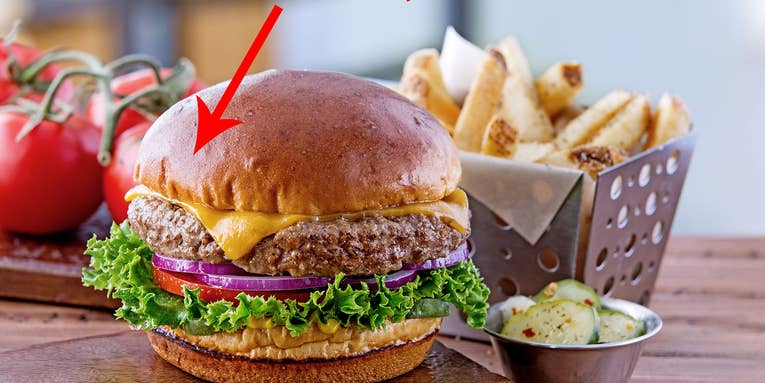 Chili’s Spends $750,000 Annually to Make Their Burger Buns Look Better in Instagram Photos Chili’s Spends $750,000 Annually to Make Their Burger Buns Look Better in Instagram Photos