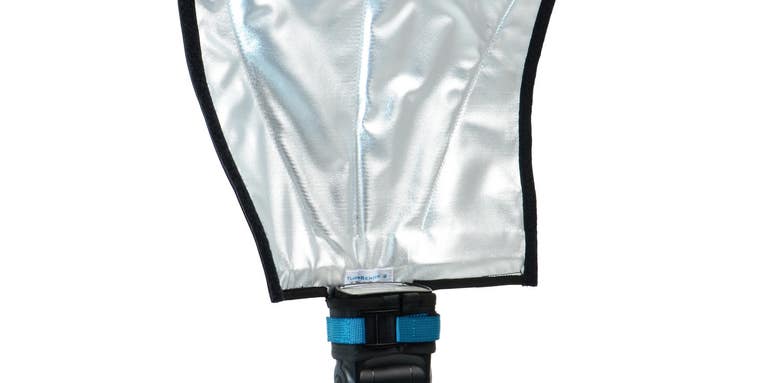 Rogue FlashBender 2 XL Pro Gets a Frank Doorhof Special Edition With a Soft Silver Reflector Rogue FlashBender 2 XL Pro Gets a Frank Doorhof Special Edition With a Soft Silver Reflector