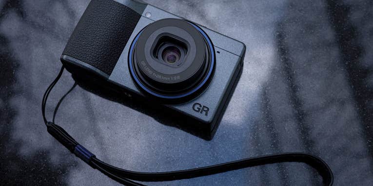 The new Ricoh GR IIIx ‘Urban Edition’ sports a classy blue and metallic grey paint job The new Ricoh GR IIIx ‘Urban Edition’ sports a classy blue and metallic grey paint job