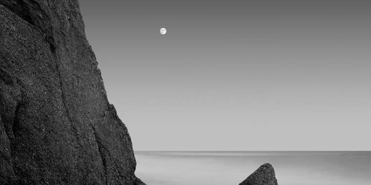Tips From a Pro: How To Make a Modern Black and White Landscape Tips From a Pro: How To Make a Modern Black and White Landscape