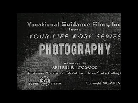 This vintage video shows what it was like to be a pro photographer in 1946