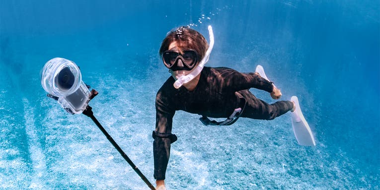 Insta360 announces an invisible dive case for the X3 Insta360 announces an invisible dive case for the X3