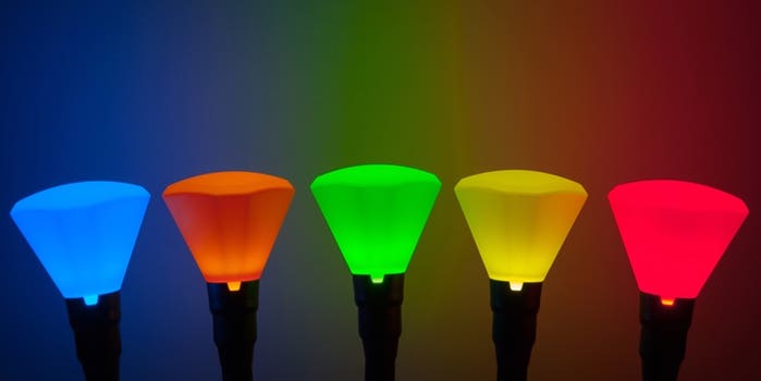 Kickstarter: Adaptalux is a Mini Lighting Studio for Macro Shooters Kickstarter: Adaptalux is a Mini Lighting Studio for Macro Shooters