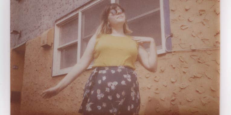 Here’s what it’s like to shoot a rare extinct instant film Here’s what it’s like to shoot a rare extinct instant film