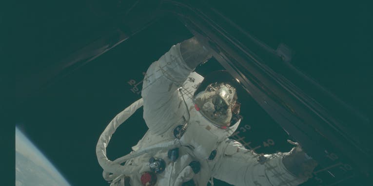 NASA Releases Thousands of Photos From the Moon Mission NASA Releases Thousands of Photos From the Moon Mission