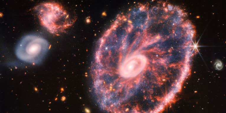 Cosmic cartwheels: Webb captures the chaos of a galactic collision Cosmic cartwheels: Webb captures the chaos of a galactic collision